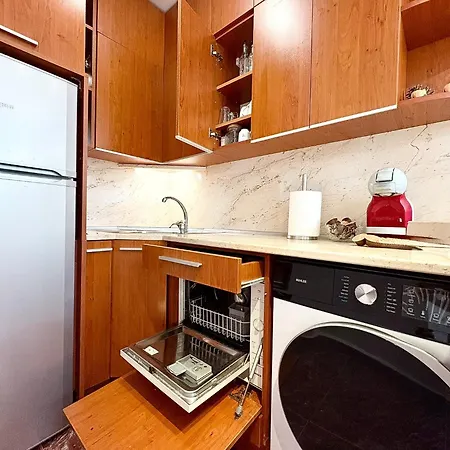 Apartment General Parensov Warna